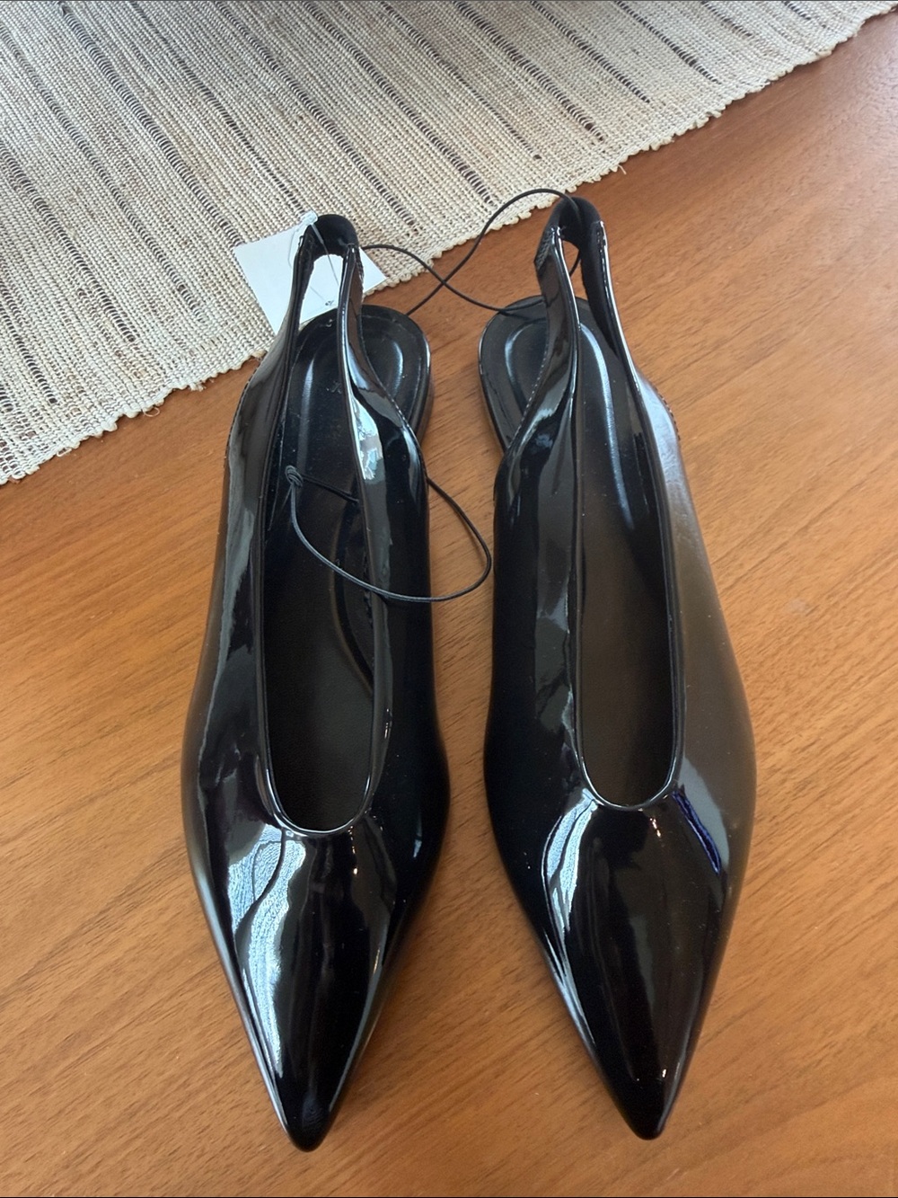 H&M Black Patent Pointed Slingback Flats - Picture 5 of 6